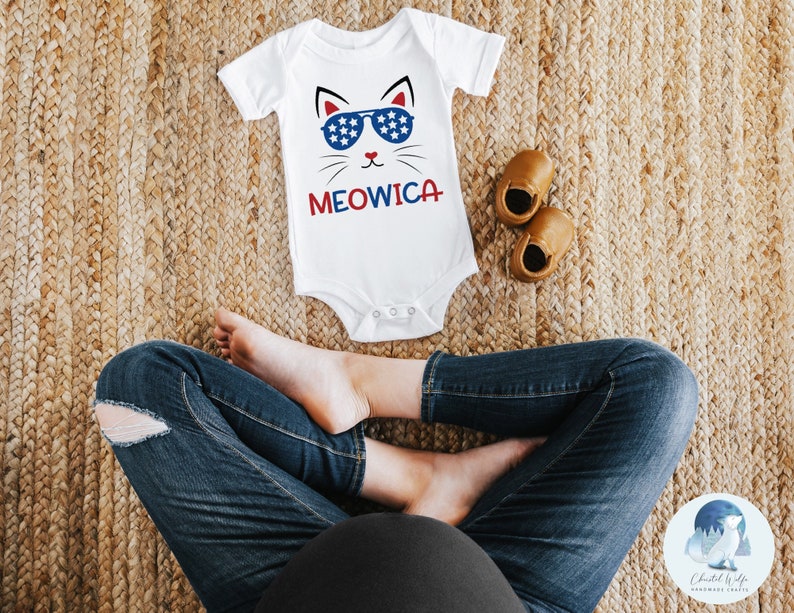 Meowica Patriotic Cat Bodysuit My 1st 4th of July Onesies\u00ae Baby/'s Independence Day Outfit Gender Neutral Baby Shower Gifts Newborn Shirt