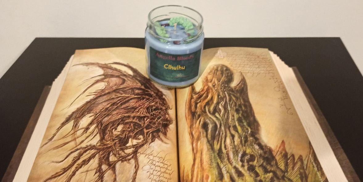 Bougie Parfumée Cthulhu | Book Lovecraft Vegan Fait Main