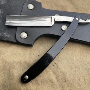 Vintage Geneva Co straight razor
