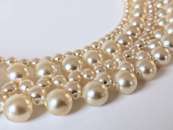 Vintage Faux Pearl Choker - image 2