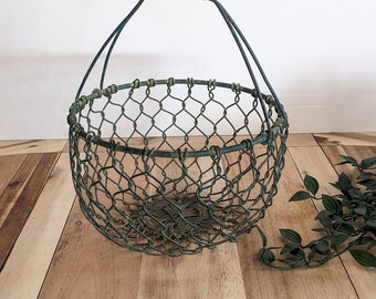 Vintage Harvest Wire Farmhouse Basket