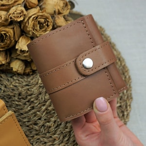 Portefeuille vintage en cuir pour femme. Portefeuille enveloppe en cuir pour elle. Petit portefeuille minimaliste mignon. Portefeuille en cuir pour femmes