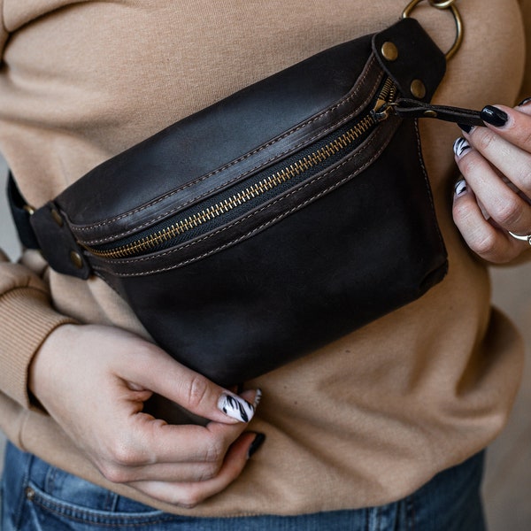 Women Shoulder Vintage Leather Belly Waist bag. Leather Belly Crossbody Bag. Leather Fanny pack with Belt, Unisex Small Handbag