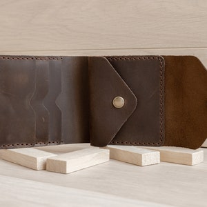 Cartera de mujer de cuero minimalista delgada - Cartera de cuero pequeña personalizada - Cartera linda - Regalo de Navidad - Cartera triple vintage para él