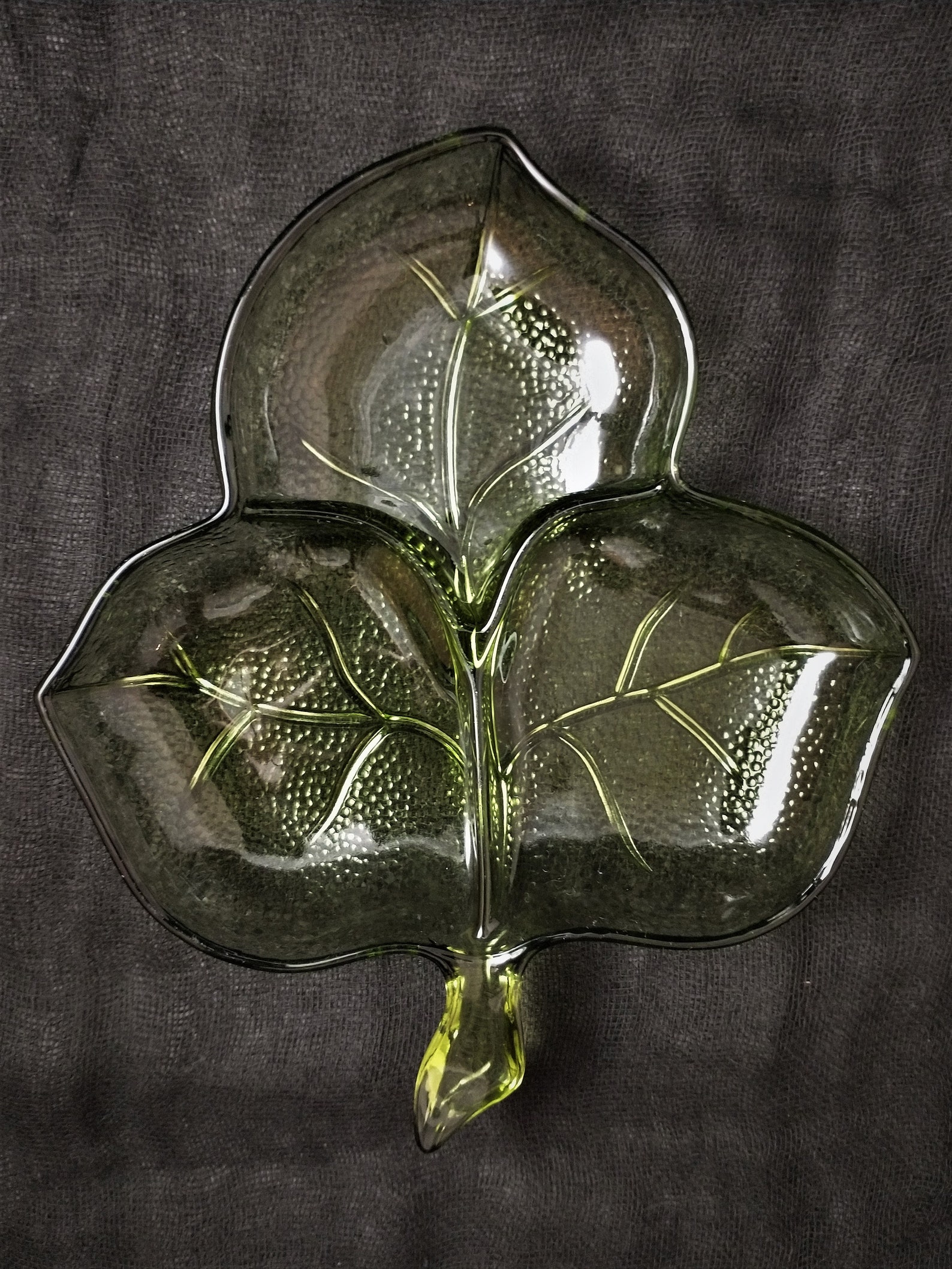 Vintage Green Glass Leaf Dish Etsy