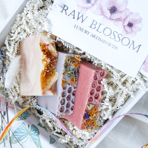 Artisan Soap Gift Box | Natural soap gift set | Handmade soap gift | Gift for Mom