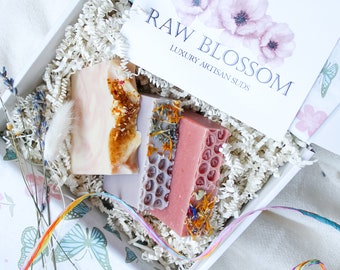 Artisan Soap Gift Box | Natural soap gift set | Handmade honey soap gift | Gift for Mom