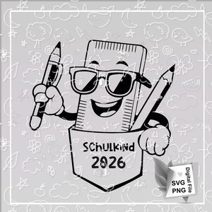 Op de afbeelding: Zwart-wit afbeelding van een liniaal met een zonnebril, die een pen en een potlood vasthoudt. De liniaal heeft een zak met de tekst "SCHULKIND 2026". De achtergrond is lichtgrijs met diverse schoolgerelateerde doodles.