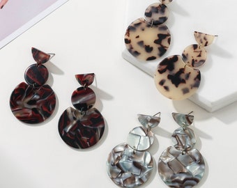 Pendants d'oreilles en acétate : boucles d'oreilles tendance en résine écaille de tortue