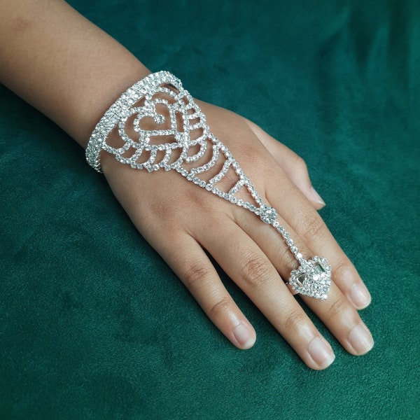 Crystal rhinestone Hand chain Bracelet linked Finger ring/ Bridal Party accessories/ Bling bracelet
