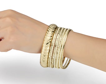 Ensemble de bracelets joncs en métal enduit d'émail - Or, ivoire, argent, noir - 10 pcs