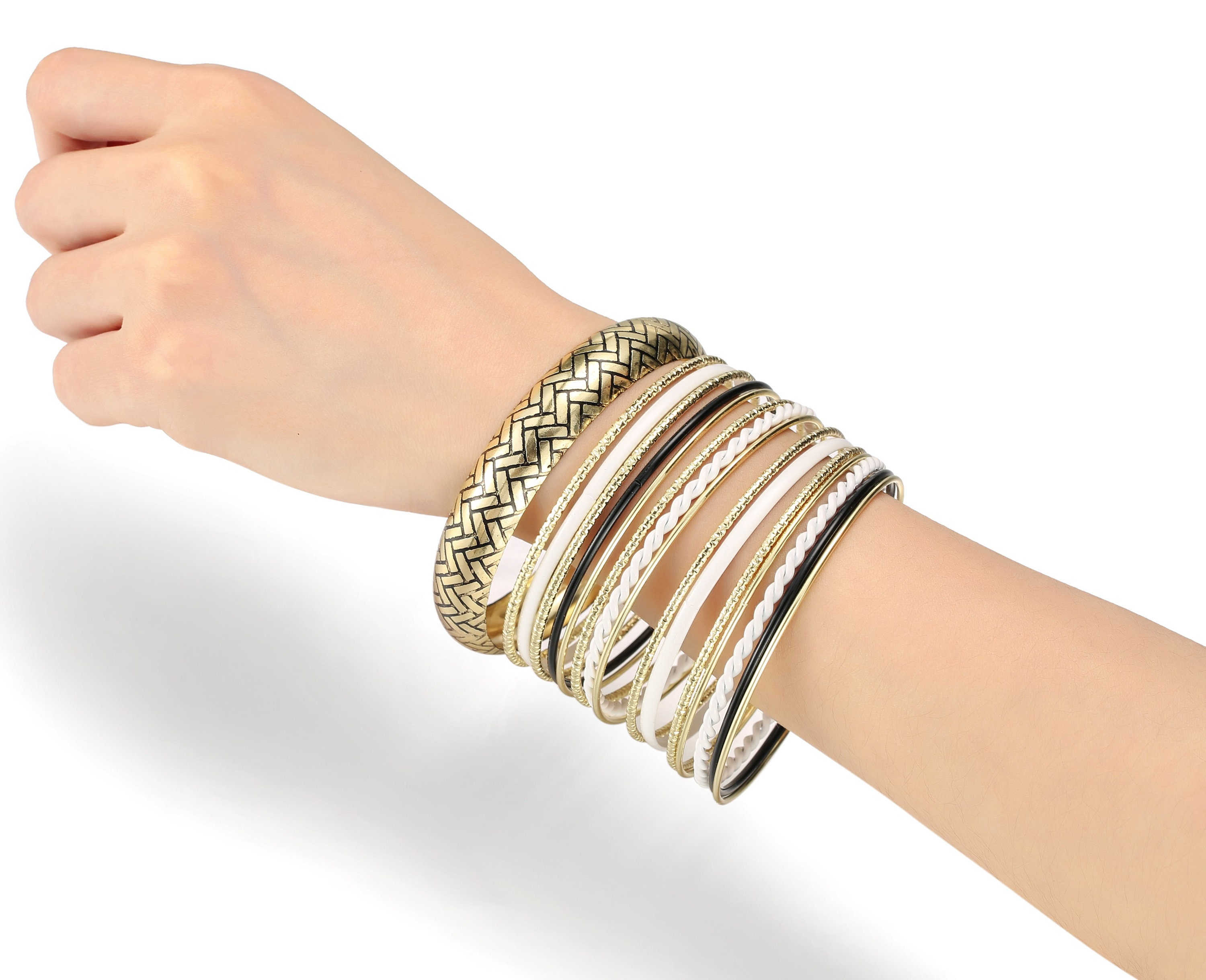 【GARNI】Paint Crockery Bangle GARNI】Paint Crockery Bangle - メルカリ