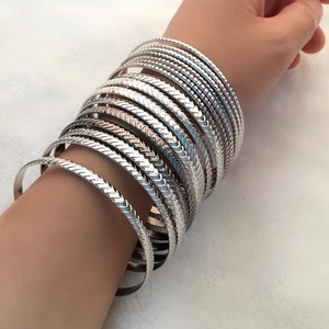 Arrow Pattern Metal Aztec African Indian Vintage Multiple Bangles Bracelets Set, 16Pcs/Set