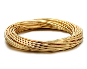 Bracelets en métal en métal imbriqué set 25Pcs/Set, finition givrée sur surface.
