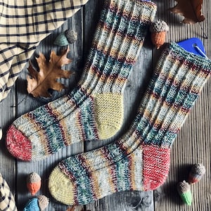 Both Ways Socks KNITTING PATTERN. PDF file. Instant digital download only.