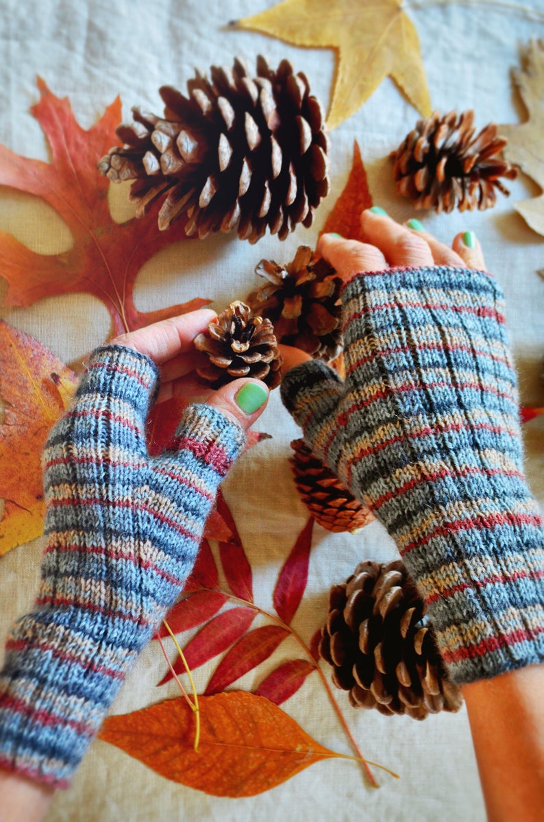 Everything November Mitts KNITTING PATTERN image 7