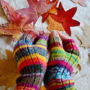 Everything November Mitts KNITTING PATTERN image 6