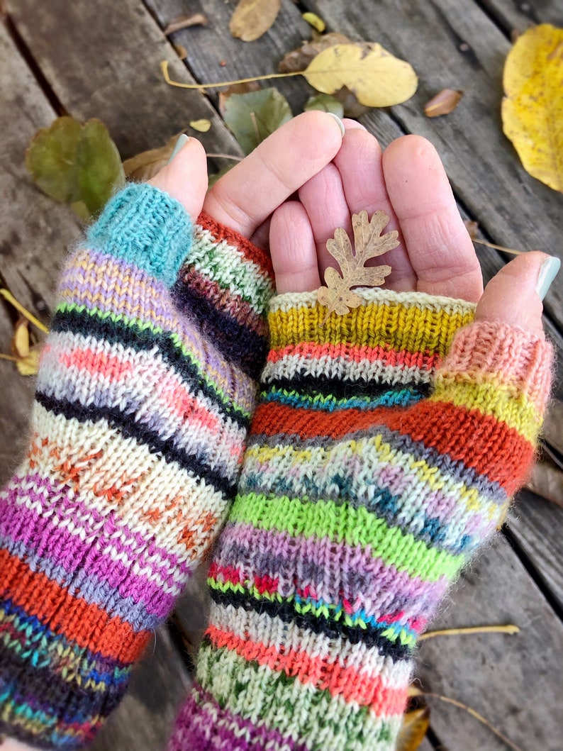 Everything November Mitts KNITTING PATTERN image 9