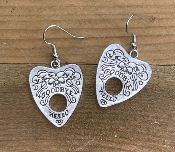 Etsy hypoallergenic shop earrings