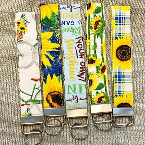 Sunflower Keychain Wristlet, Lanyard for Wrist, Yellow Key fob Wristlet, Sunflower Keychain Wristlet, Fabric Keychain wristlet with key ring