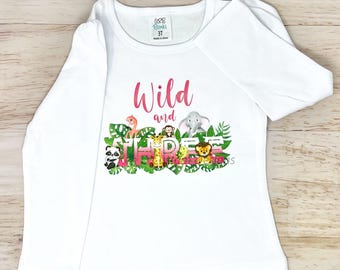 Camiseta de cumpleaños salvaje y TRES, camiseta de tercer cumpleaños para niñas, camiseta de tercer cumpleaños con temática de jungla, camiseta de cumpleaños para niñas, camiseta de cumpleaños con temática de jungla