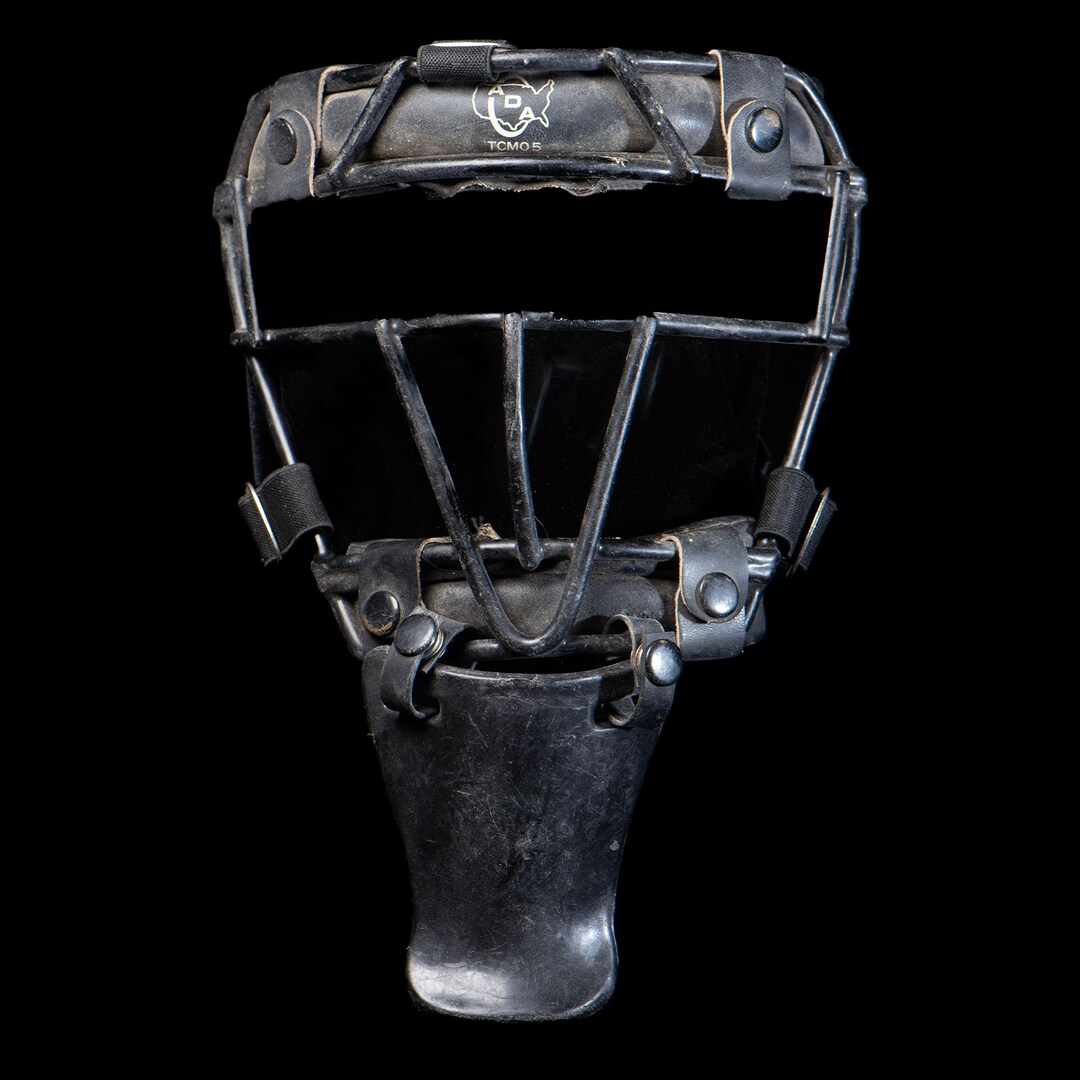 Masque de receveur vintage en aluminium : souvenirs de baseball des années 50 - France