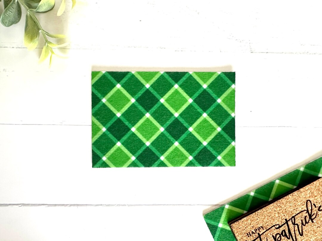 Miniature Green Plaid Doormat Rug Dollhouse Doormat Tiered Tray Decor