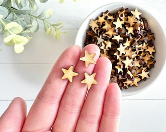 Très petites étoiles en bois découpées | Artisanat DIY | Décor de plateau à plusieurs niveaux | Fabriqué à la main aux États-Unis - 2 cuillères à soupe