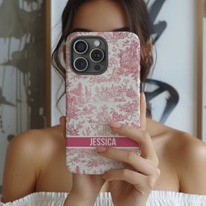 Benutzerdefinierte Name Pink Toile Handyhülle für iPhone 16e 16e 16 15 14 13 12 11 Samsung Galaxy S25 S24 S23 S22 Google Pixel 9 8 7 6 MagSafe Französisch Geschenk