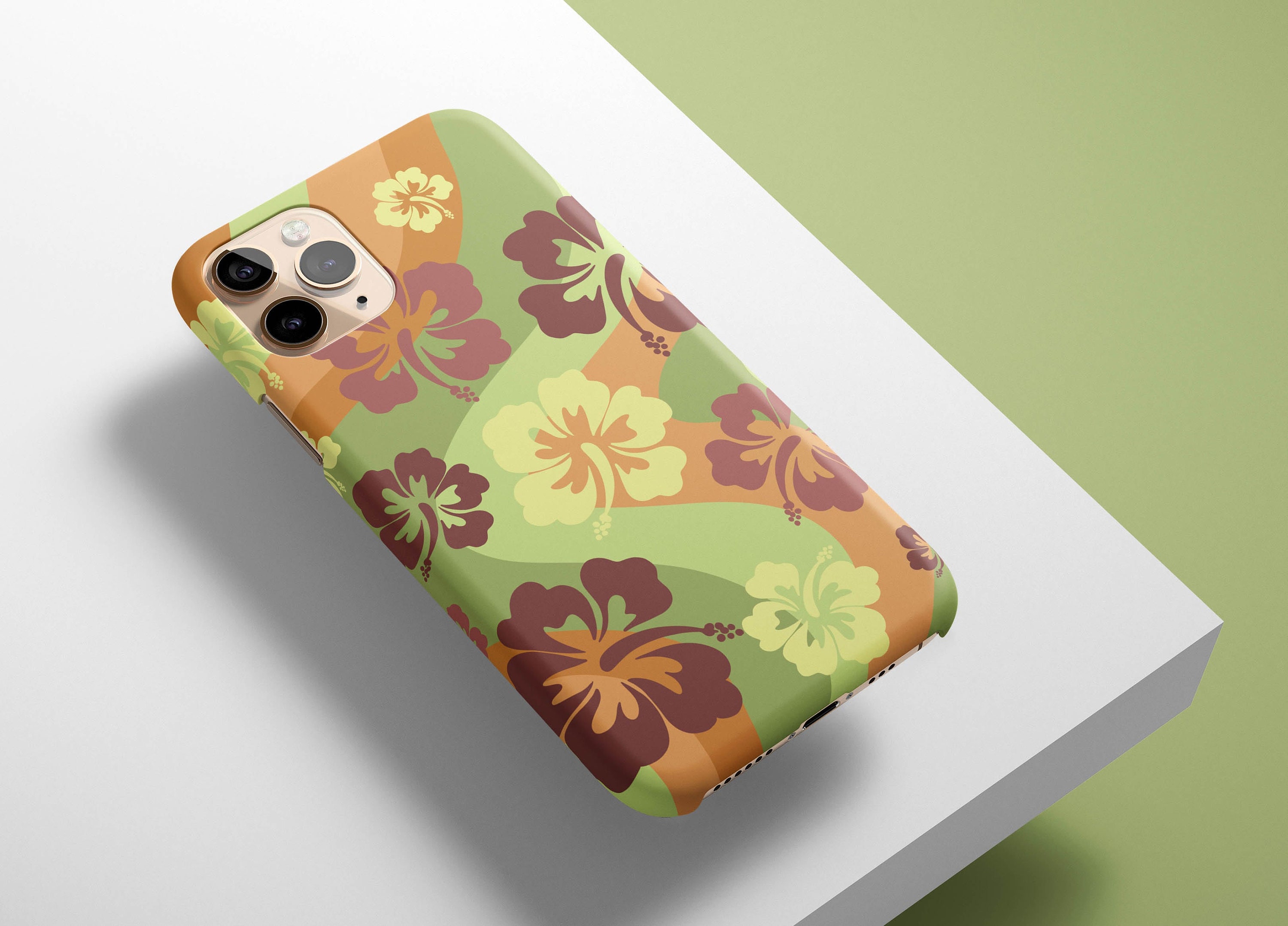 hawaiian  iPhoneケース il_fullxfull.5574490262_823s.jpg