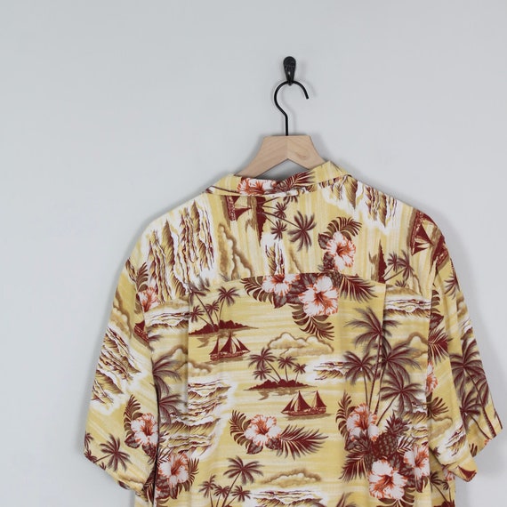 Vintage Yellow and Red Tropical Islands Hawaiian Shir… - Gem