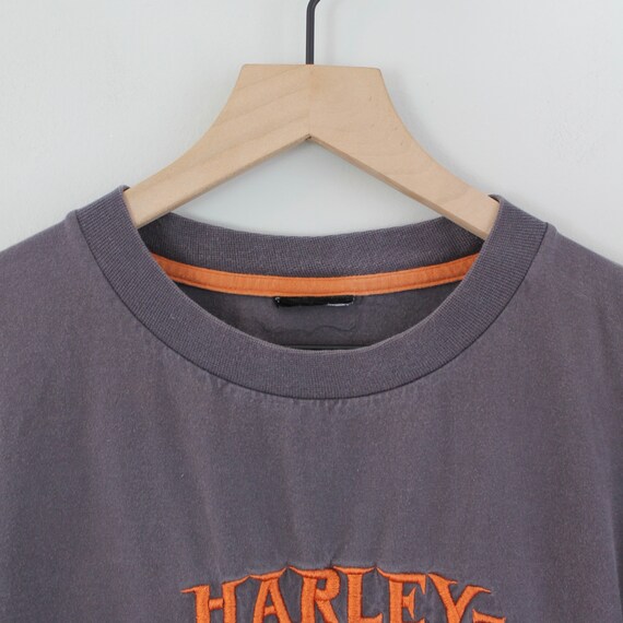 Modern Embroidered Harley-Davidson T-Shirt, Size … - image 5
