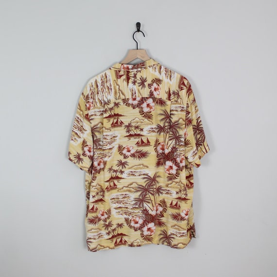 Vintage Yellow and Red Tropical Islands Hawaiian Shir… - Gem