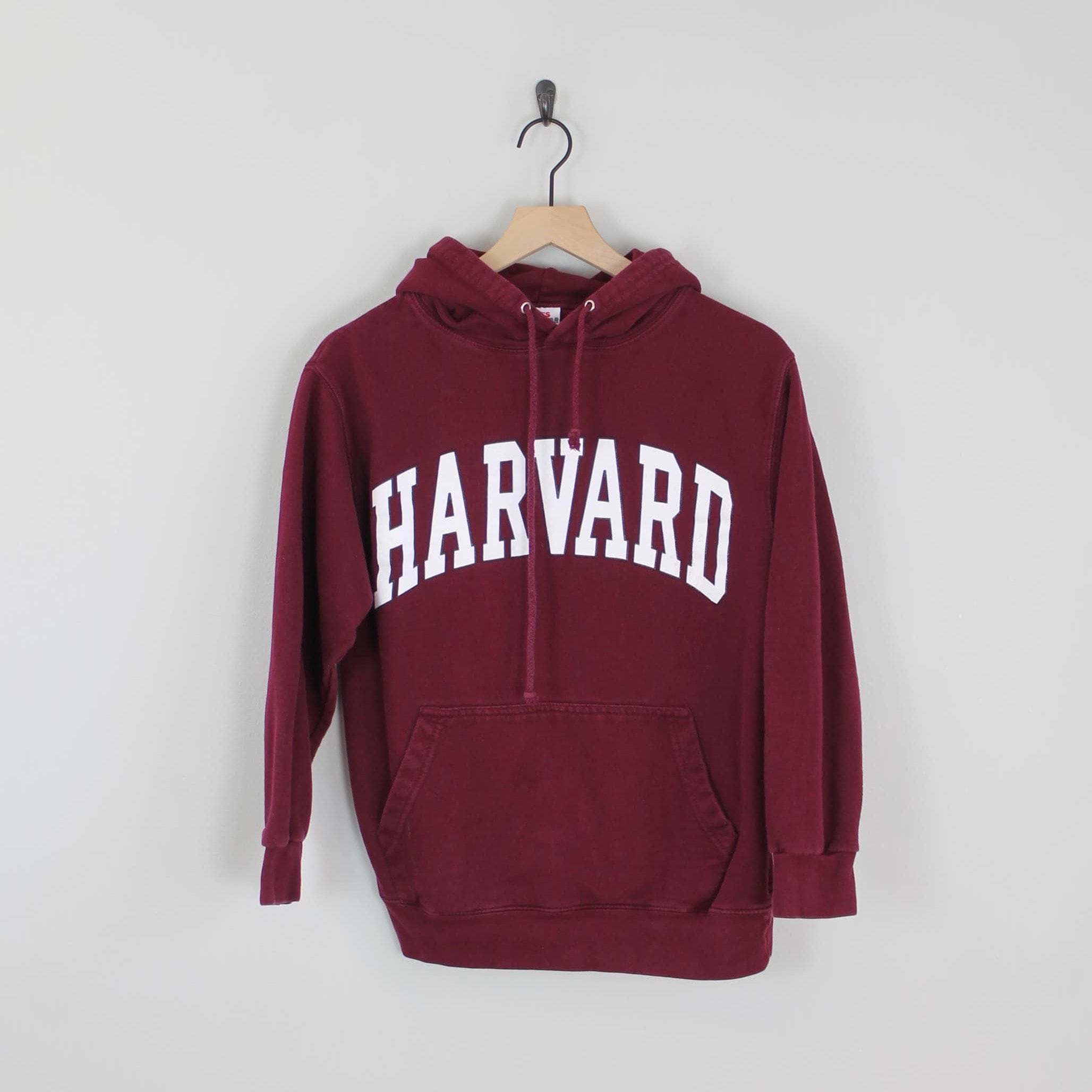 Pull transgressive harvard bershka