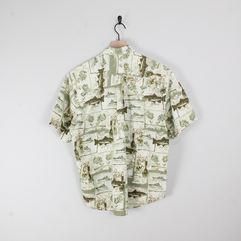 Fishing 90s Dad Shirt Size Medium