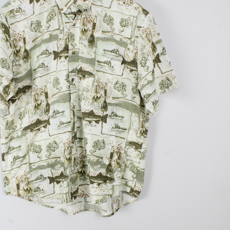 Fishing 90s Dad Shirt Size Medium