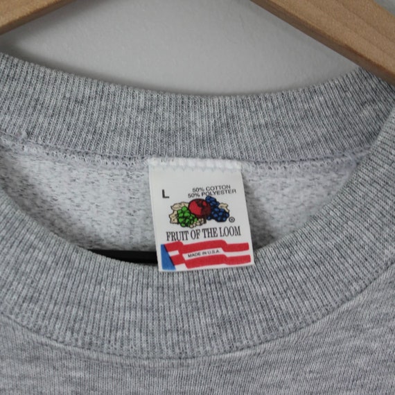 Vintage Embroidered Apple Crewneck Sweatshirt, Si… - image 3