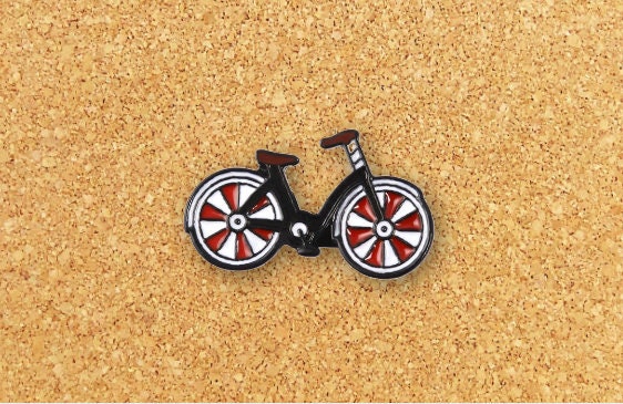 Cyclist Enamel Collectable Pin Badge Cycling Gift 
