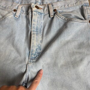 Vintage Wrangler Light Wash Jeans 32x38 | Straight Leg Denim | Cowboy Western Denim | Frayed Hem Jeans image 7