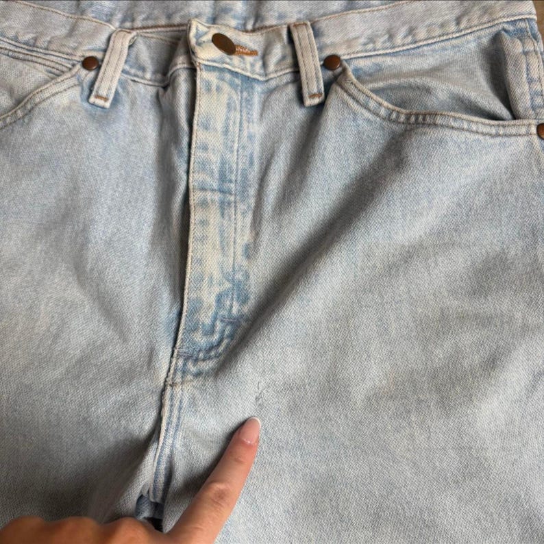 Vintage Wrangler Light Wash Jeans 32x38 | Straight Leg Denim | Cowboy Western Denim | Frayed Hem Jeans image 7