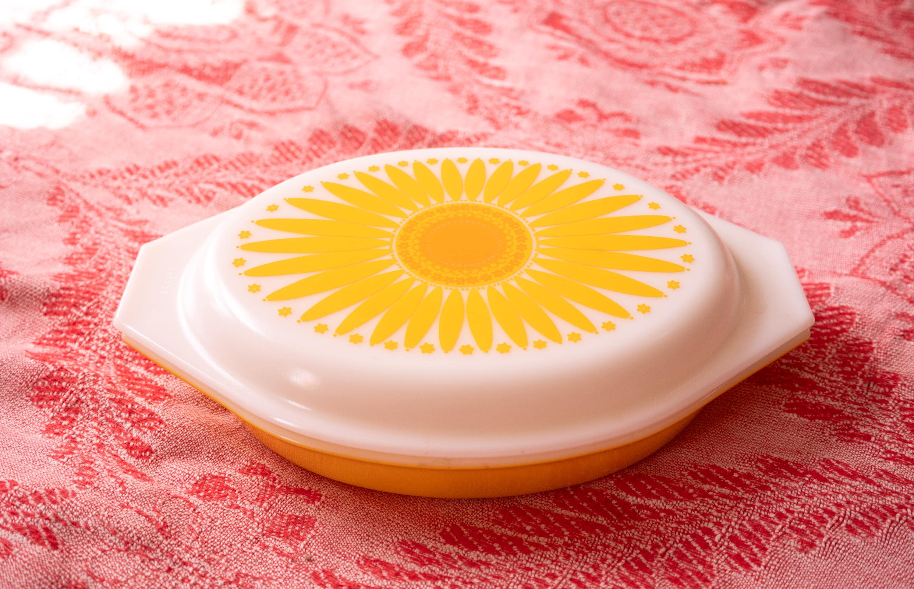 Pyrex Sunflower Daisy Casserole - Etsy