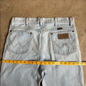 Vintage Wrangler Light Wash Jeans 32x38 | Straight Leg Denim | Cowboy Western Denim | Frayed Hem Jeans image 5