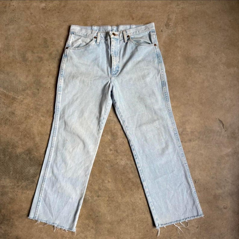 Vintage Wrangler Light Wash Jeans 32x38 | Straight Leg Denim | Cowboy Western Denim | Frayed Hem Jeans image 3