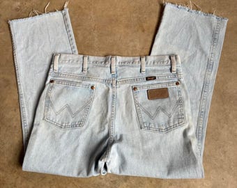 Vintage Wrangler Light Wash Jeans 32x38 | Straight Leg Denim | Cowboy Western Denim | Frayed Hem Jeans