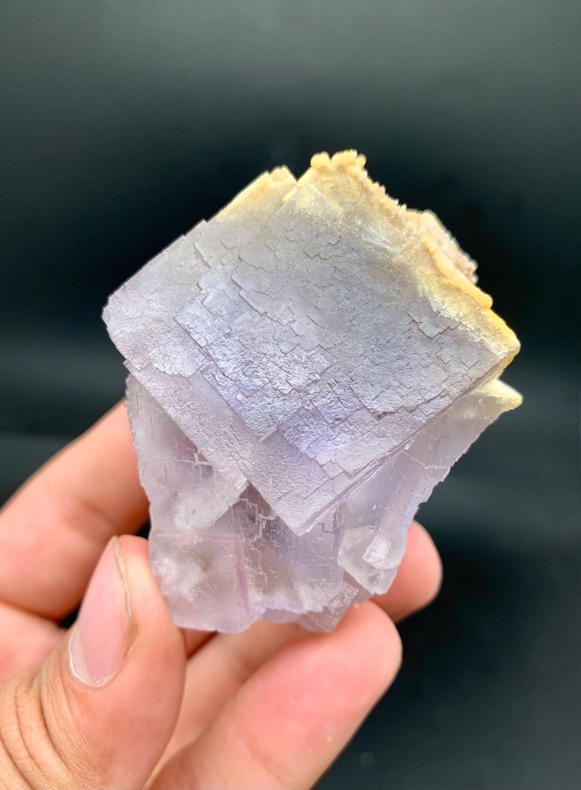 ブルーフローライト結晶標本：140グラム天然研磨済み展示用石 - Etsy 日本