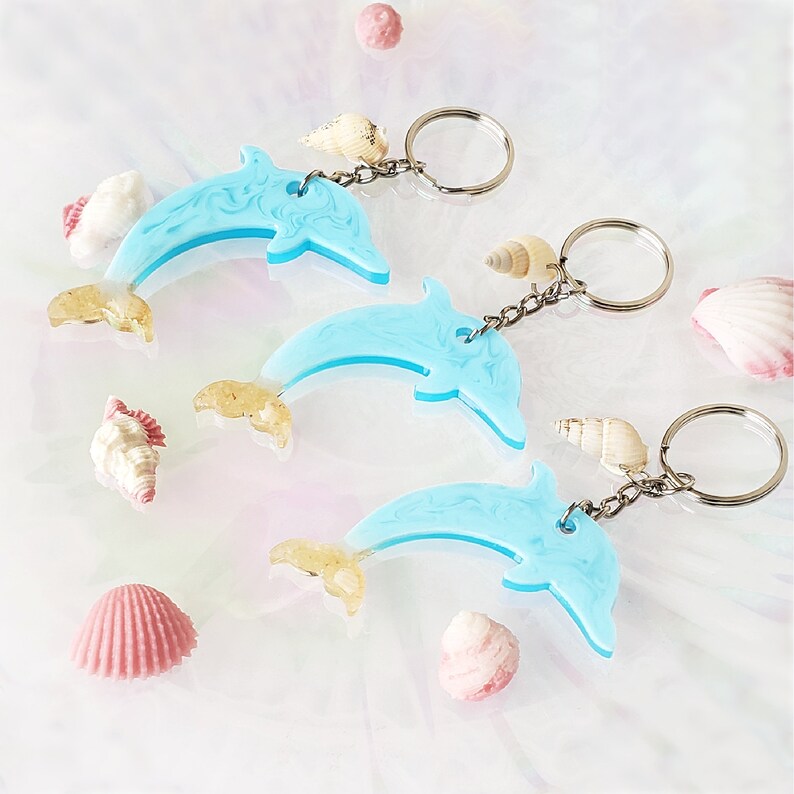 Dolphin Keychain Ocean Keychain Beach Theme Resin Keychain Etsy