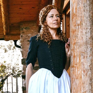 Lace-Up Bodice in Night Blue Linen, 18th-Century Inspired Costume for Historical Reenactments, Unique Gift for History Lovers