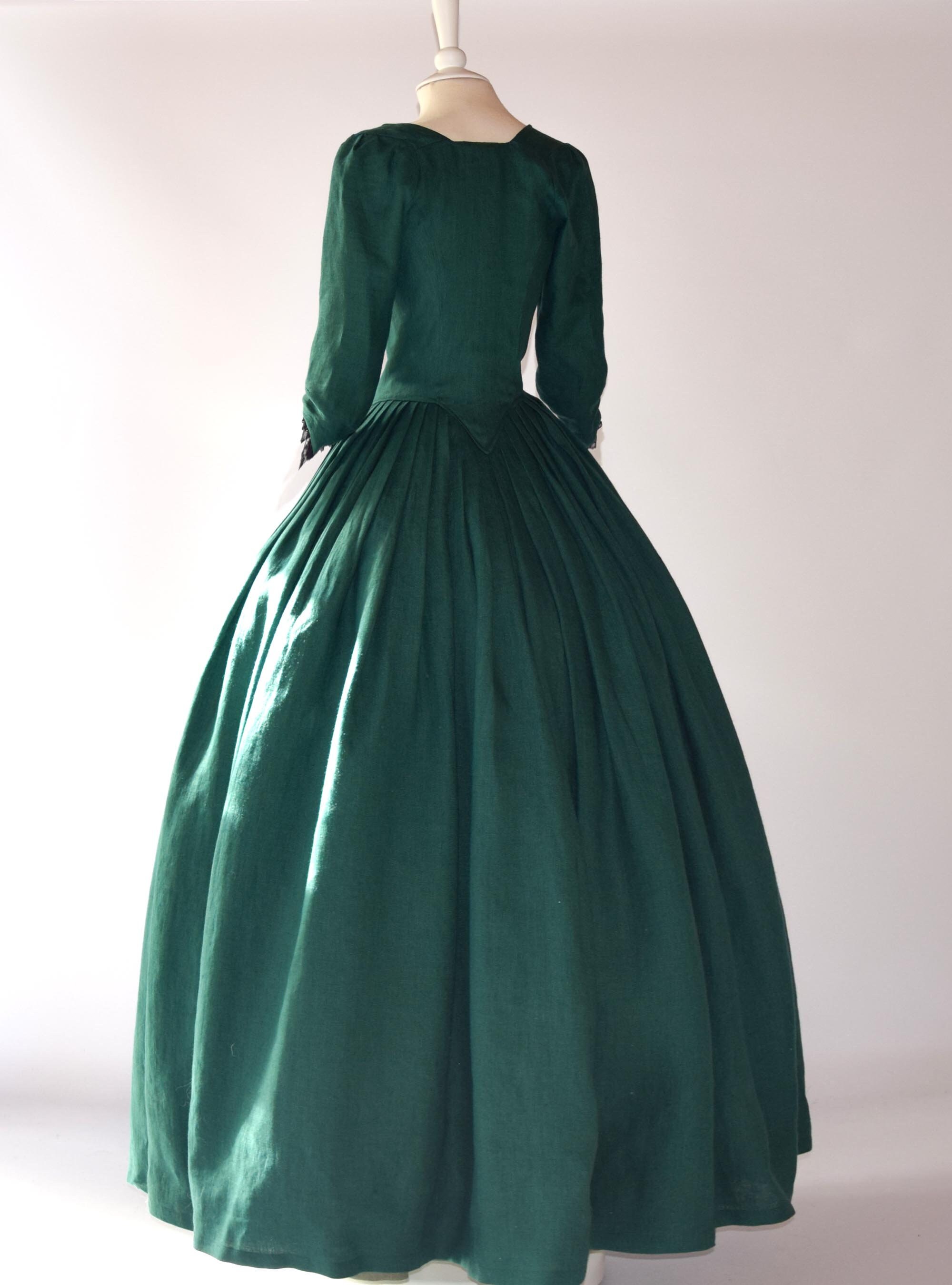 18th Century Dress in Dark Green & Sage Green Linen | Etsy UK