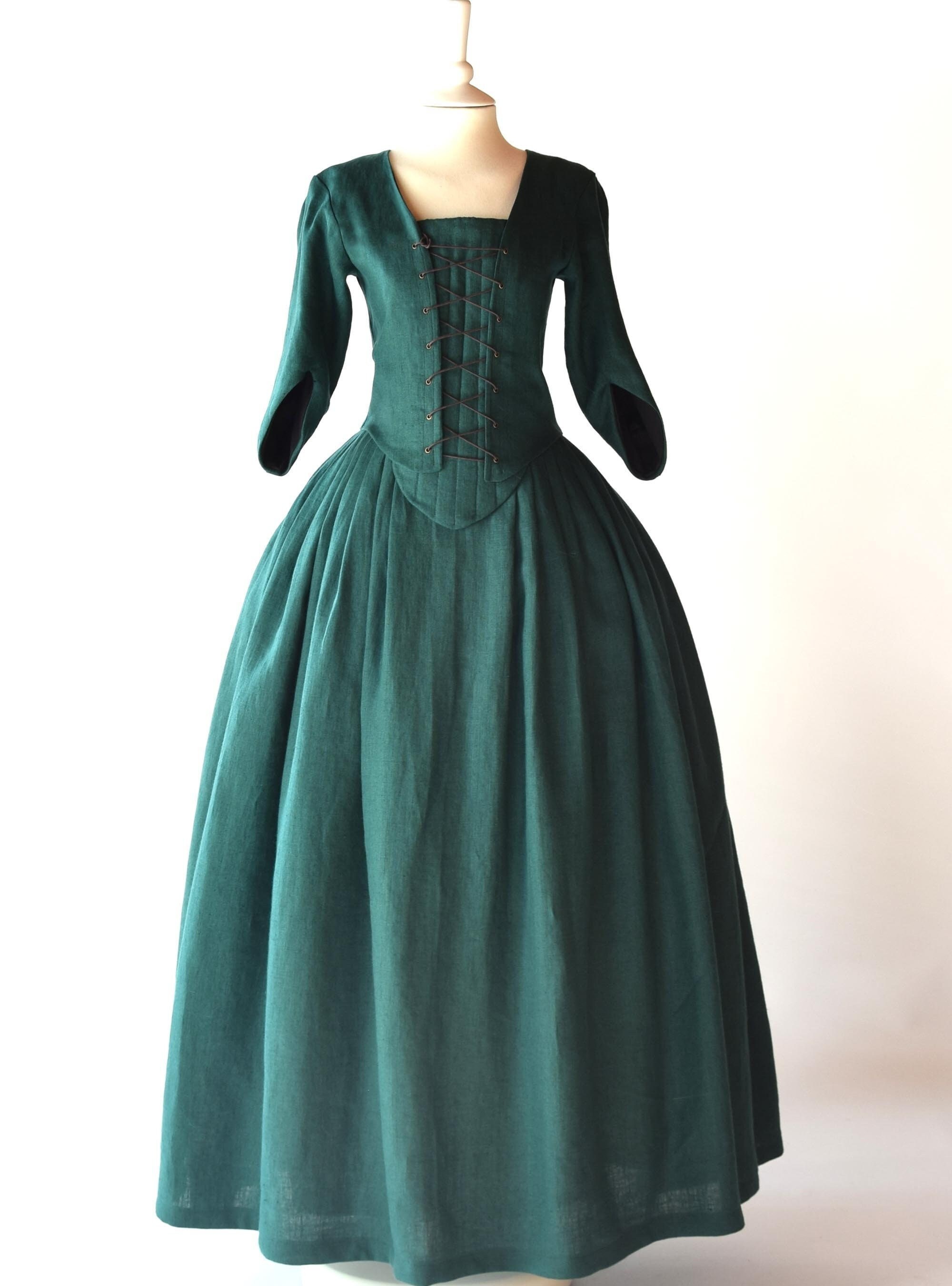 Outlander Dress in Dark Green Soft Linen 18th Century Dress | Etsy Canada