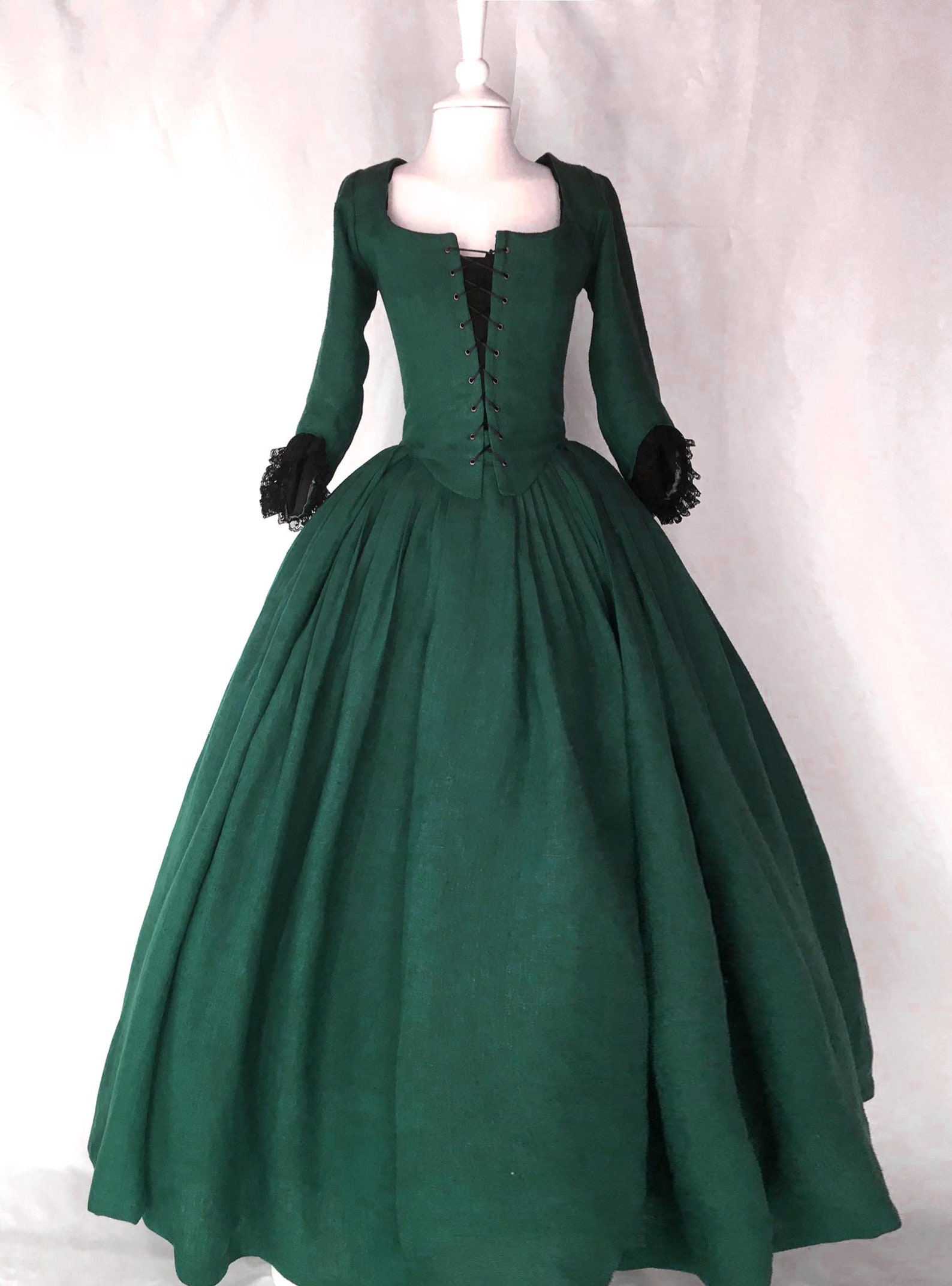 18th Century Dress in Dark Green Linen Outlander Costume - Etsy